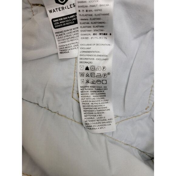 Levi's 501 Short High-Rise Fitted Thought The Hip Distressed Button Fly Size 22W - Picture 11 of 12